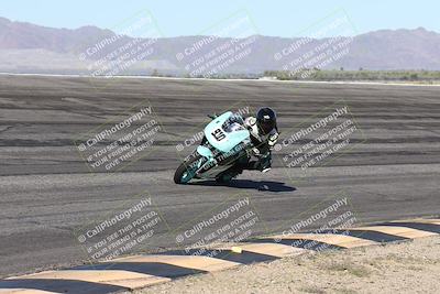 media/Jan-16-2026-CVMA Friday Practice (Fri) [[6f2bf47531]]/5-Racer 4-Trackday1/Session 2 (Bowl)/